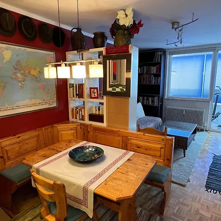 Apartment Views - 8km From Salzburg *